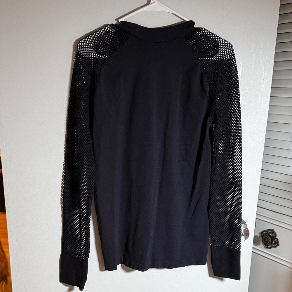 Fabletics Black Mesh Detail Top - Picture 4 of 4